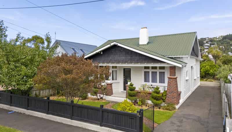 10 Pretoria Avenue, Saint Clair