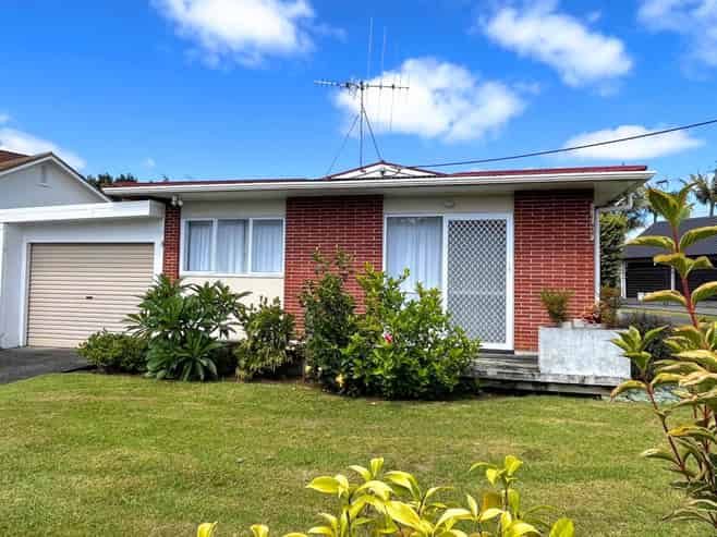 14A Lovatt Crescent, Kensington