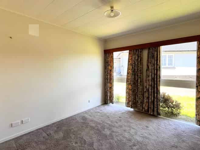 14A Lovatt Crescent, Kensington