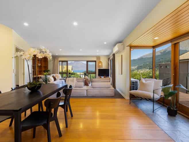 24 Dublin Street, Queenstown