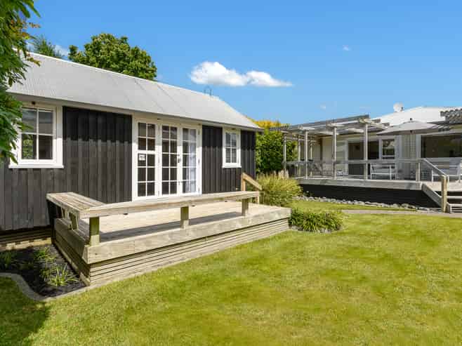 32 Hinewa Road, Otumoetai