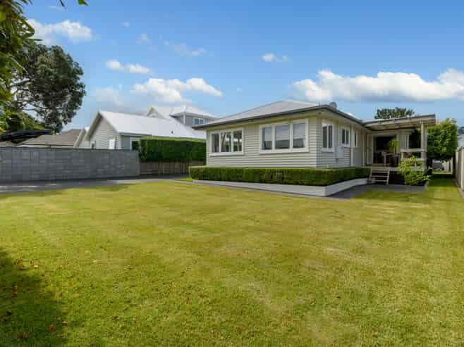 32 Hinewa Road, Otumoetai