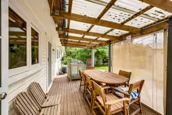 406A Townshend Street, Saint Leonards