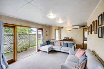 406A Townshend Street, Saint Leonards