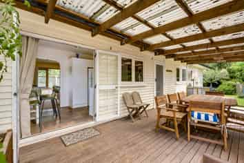 406A Townshend Street, Saint Leonards