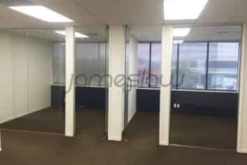 139sqm Office : For Lease