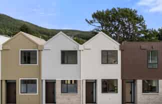 15 Ara Paripari, Tawa