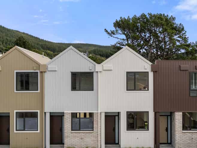 15 Ara Paripari, Tawa