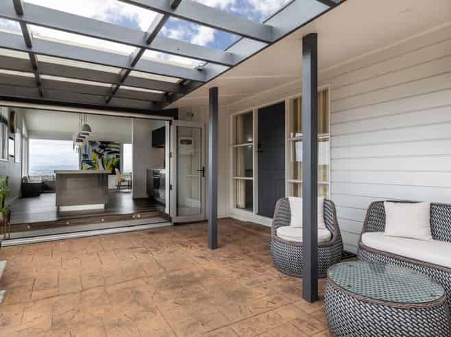 2A Cobden Road, Bluff Hill