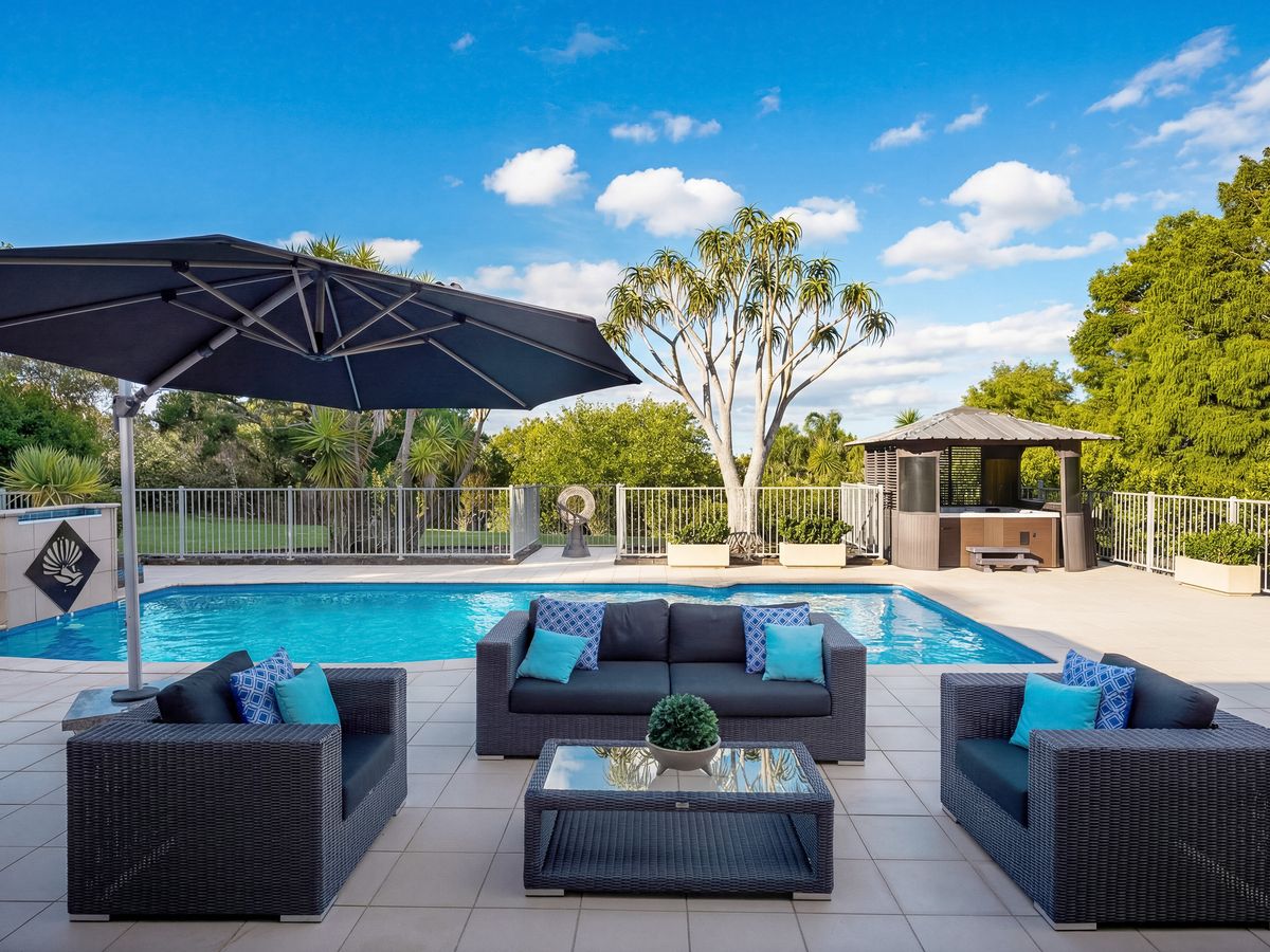 7 Burgundy Park Avenue, Henderson, Waitakere City, Auckland - Photo 3