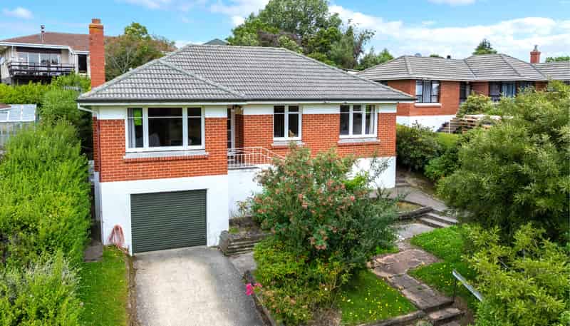 82 Hillary Street, Liberton