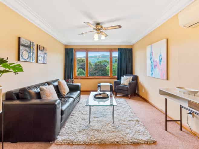 82 Hillary Street, Liberton