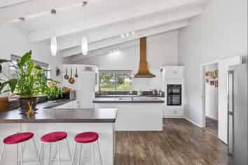 2 Magnolia Street, Outer Kaiti