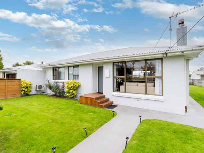 1 Severn Street, Mosgiel