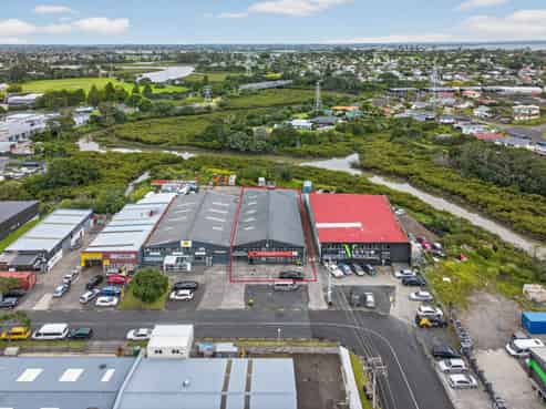 New Lynn- Standalone industrial opportunity