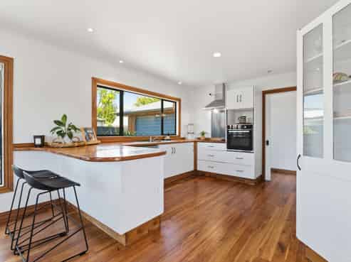 19 Ranfurly Terrace, Pyes Pa