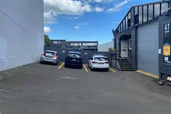 Prime Warehouse, Workshop, or studio on Barrys Point 