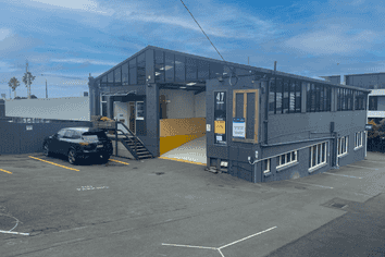 Prime Warehouse, Workshop, or studio on Barrys Point 