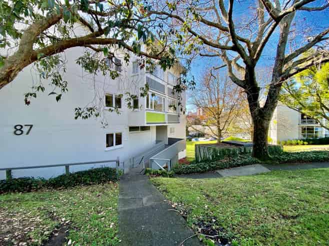 8/87 Beresford Street West, Freemans Bay