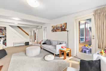 4/33 Halswater Drive, Churton Park