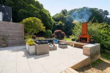 215 Takapu Road, Takapu Valley