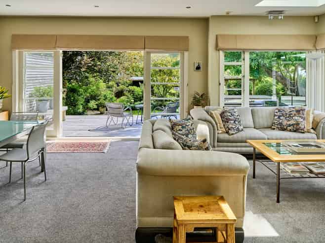 33 Cheviot Road, Lowry Bay