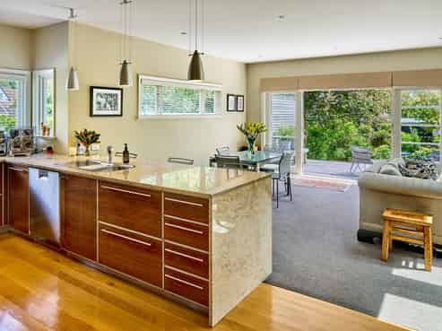 33 Cheviot Road, Lowry Bay, Eastbourne