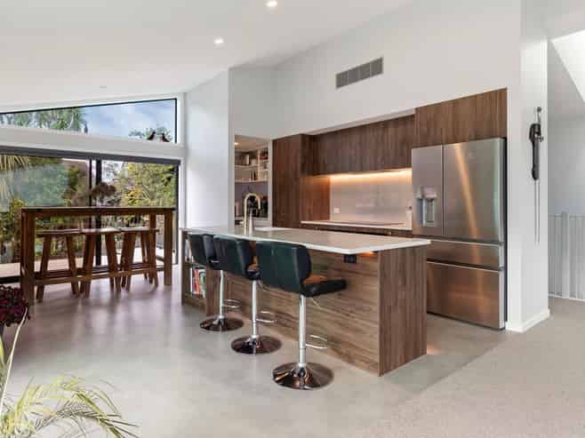 18 Poplar Drive, KELVIN HEIGHTS