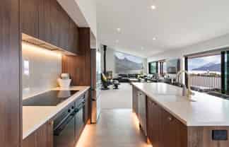 18 Poplar Drive, KELVIN HEIGHTS