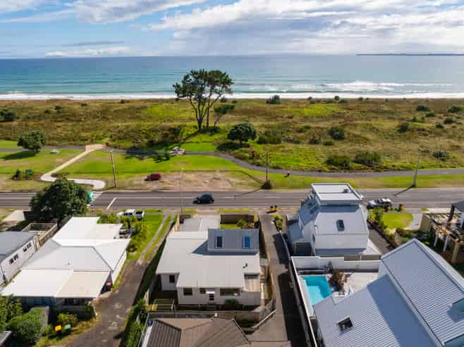 718A Papamoa Beach Road, Papamoa Beach