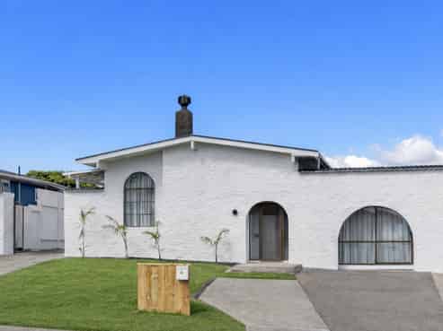 15 Gainsborough Street, Manurewa