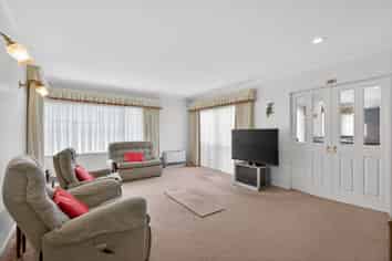 14 Kawatiri Grove, Wainuiomata