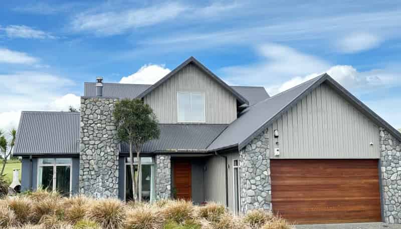 21 Tussock Lane, Windwhistle