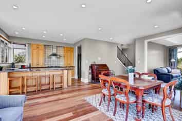 21 Tussock Lane, Windwhistle