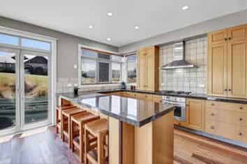 21 Tussock Lane, Windwhistle