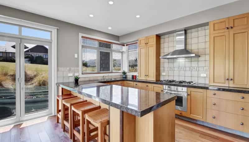 21 Tussock Lane, Windwhistle