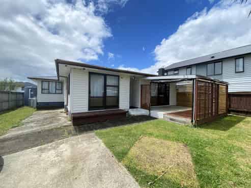 23 Totara Road, Manurewa