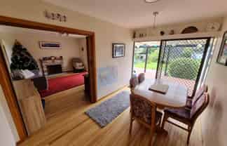 111 Flanshaw Road, Te Atatu South