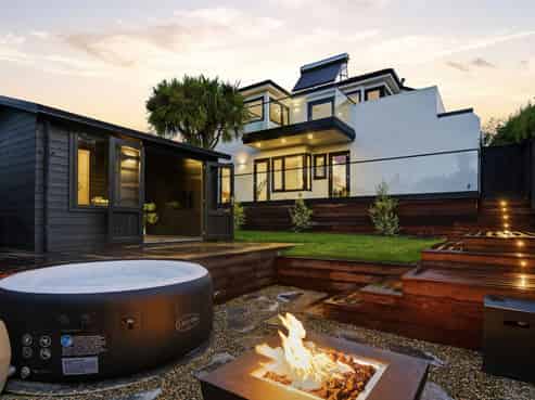 5B Madeley Road, Mount Pleasant