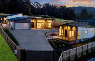 18 & 18a Katote Avenue, Swanson