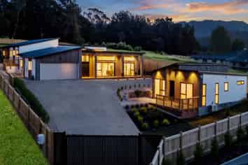 18 & 18a Katote Avenue, Swanson