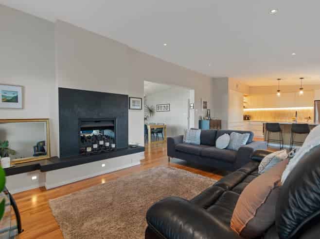 12 Luplau Crescent, Cockle Bay