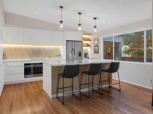 12 Luplau Crescent, Cockle Bay