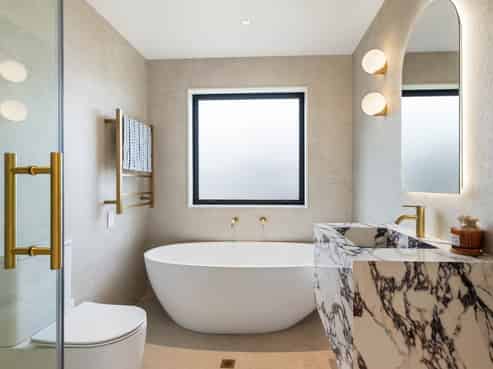 22 Pakirikiri Street, Long Bay