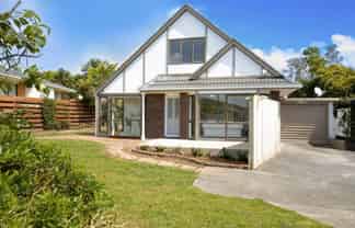 2/14 Galloway Crescent, Farm Cove