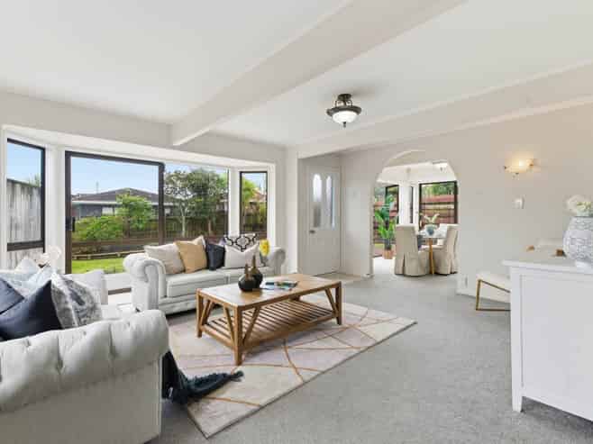 2/14 Galloway Crescent, Farm Cove