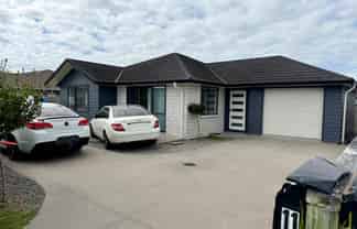 11 Hills View Drive, Papamoa