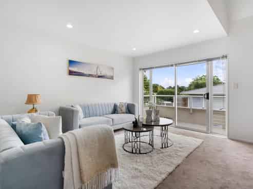 24 Banks Road, Mount Wellington