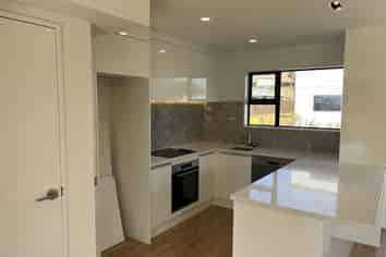 123B Sunnynook Road, Forrest Hill