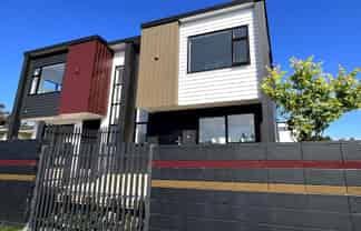 123B Sunnynook Road, Forrest Hill